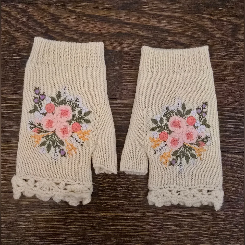 Cream Floral Embroidered Fingerless Gloves | Crochet Trim Wrist Warmers